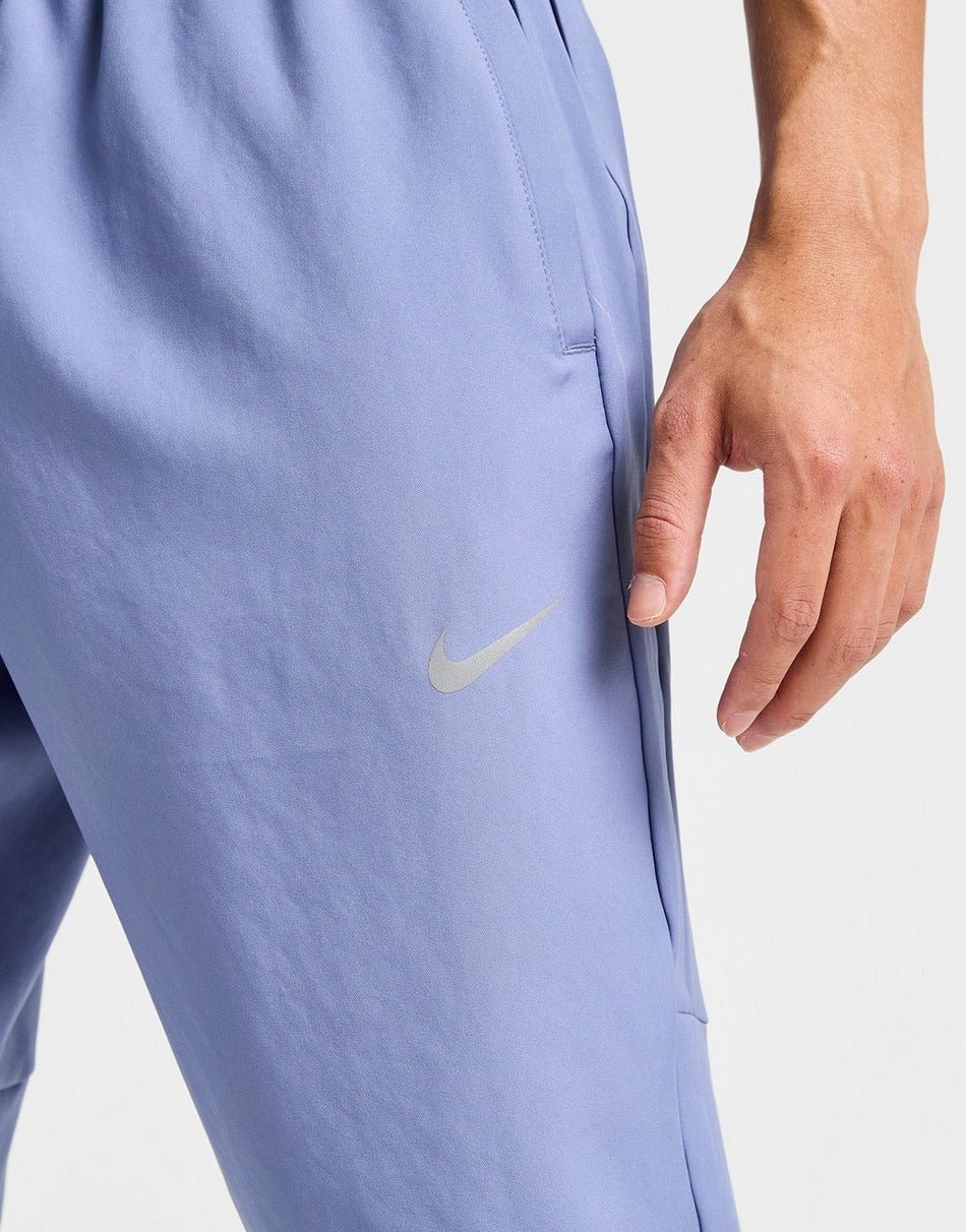 Nike Challenger Woven Track Pants