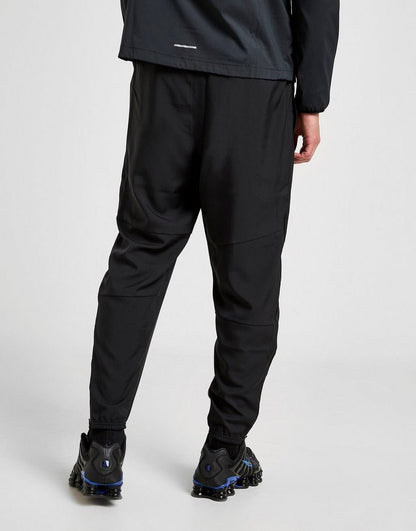Nike Challenger Woven Track Pants Noir