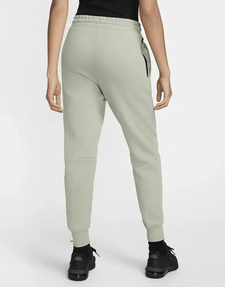 NK Tech Fleece Joggers